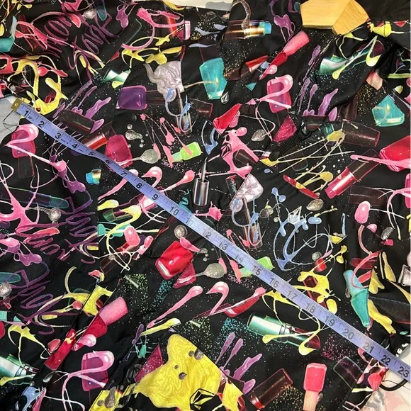 Volcom Women’s Ski/Snowboarding Jacket - Small - Picture 3 of 5